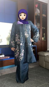Linda Azmin review photo