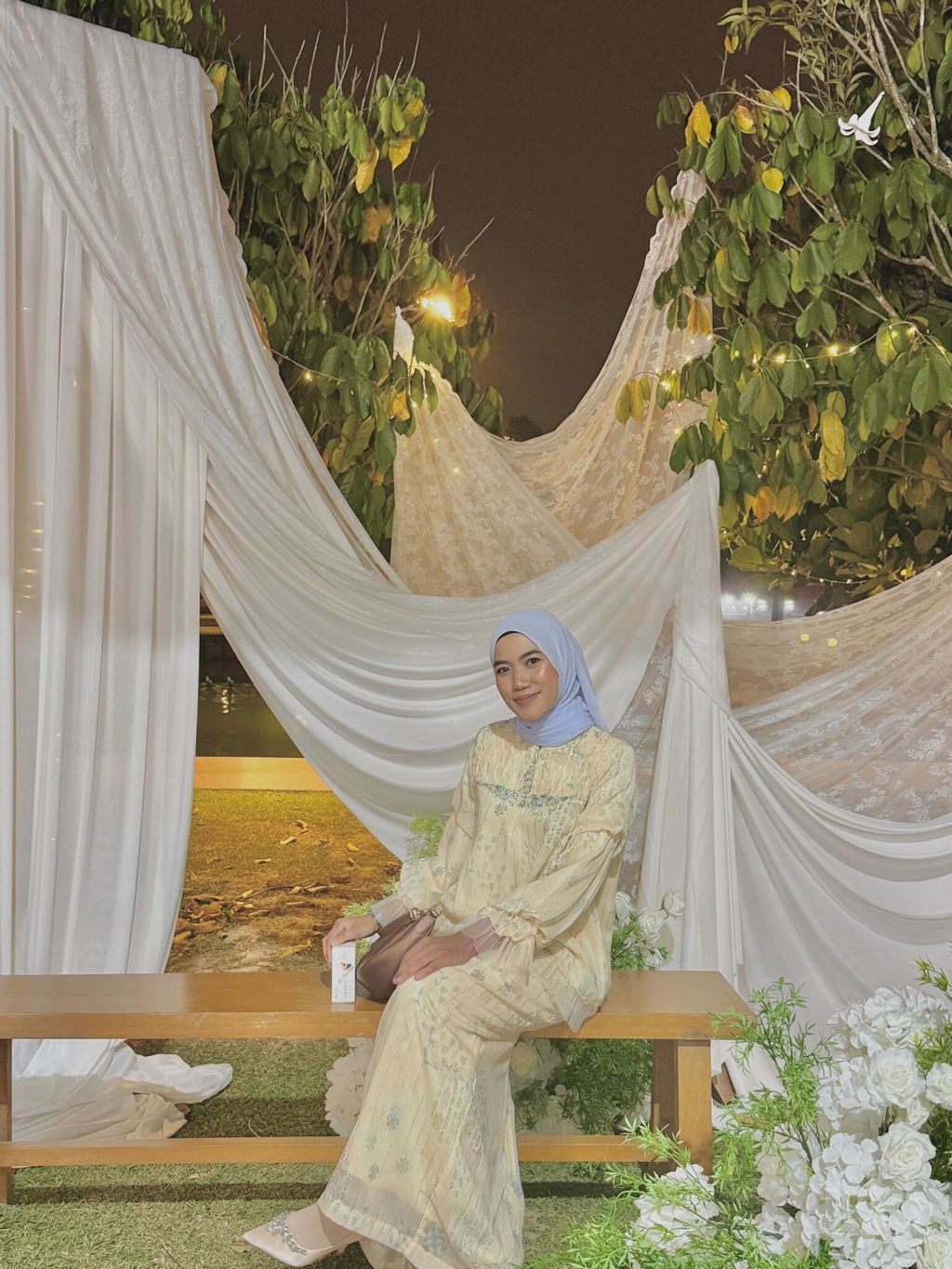 Doriee Kurung in Soft Blonde