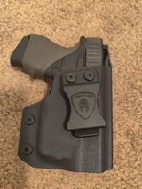 T.h. review photo