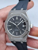 Andreu Romero review photo