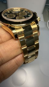 Private Collector review photo