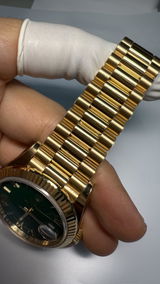 Private Collector review photo