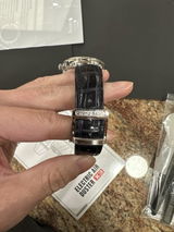 Private Collector review photo
