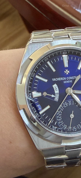 Private Collector review photo