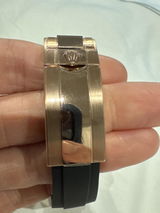 Private Collector review photo