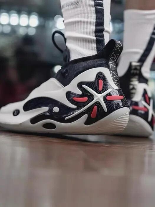 Way of Wade 11 「マイアミナイト」｜｜ウェイドバッシュ｜LINING