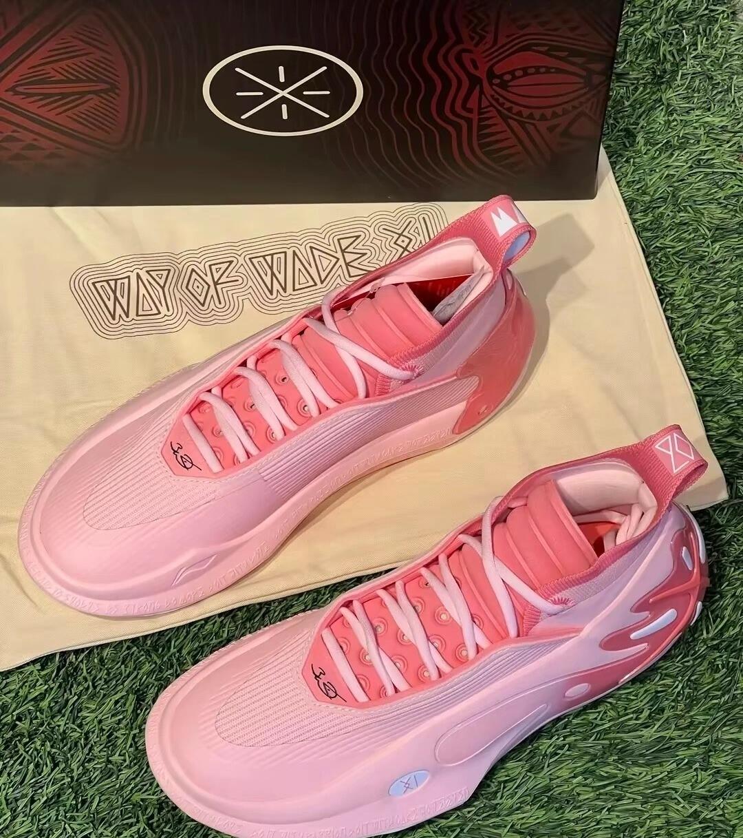 Way of Wade 11「ロサンゼルス」｜ウェイドバッシュ｜LININGバッシュ