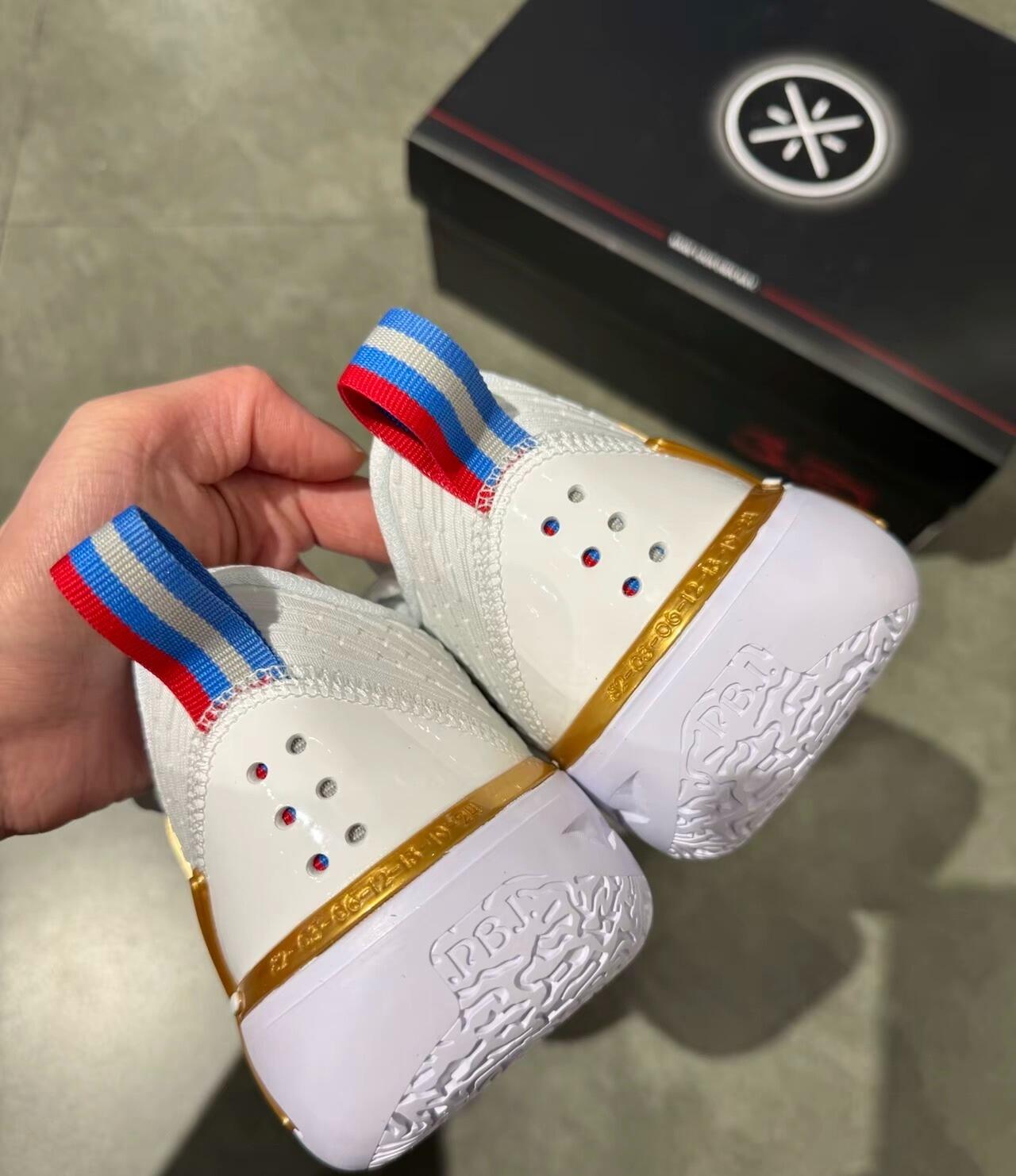 Wade Shadow 6 V2 