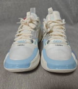 Erin review photo