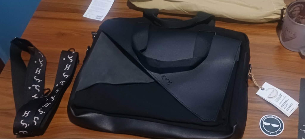 BAYBAYIN UTILITY MESSENGER BAG | SANDIG 2.0