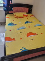 Vani dahariya review photo