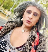 Miss Davina Louise Barraclough review photo