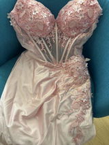 Nora W. review photo