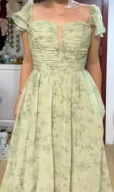 Maxine J. review photo