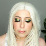 laura review photo