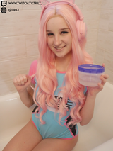 Amy review photo