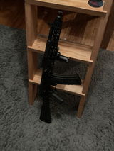 C.M. review photo