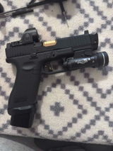 M. review photo