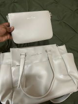 Romela F. review photo