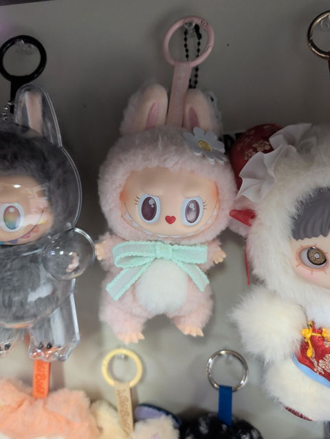 Mokoko Close to Sweet Series Vinyl Face Plush Doll, Mokoko V1
