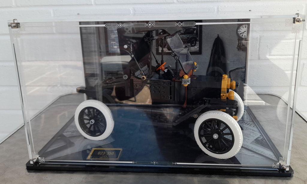 Limited Edition Display Case for LEGO® Icons: Ford Model T (11376)
