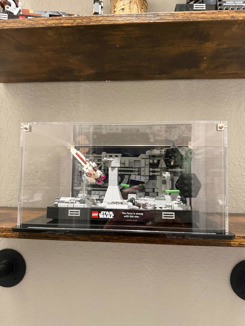 Display Case for LEGO® Star Wars™ Death Star Trench Run Diorama (75329)