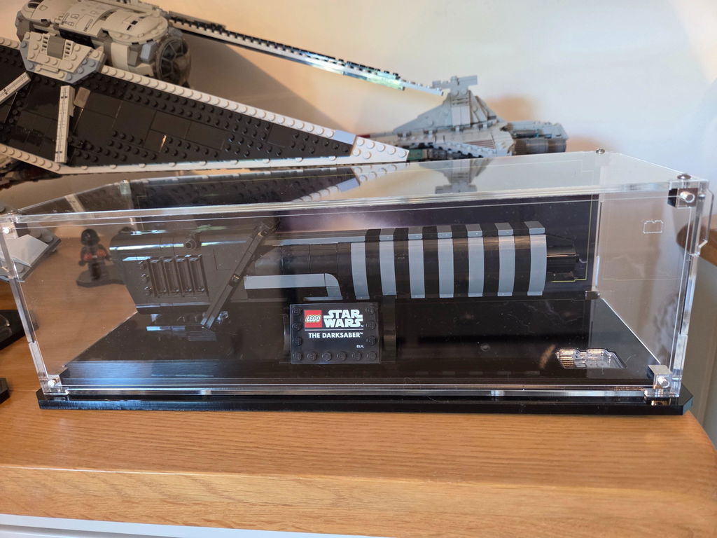 Limited Edition Display Case for LEGO® Star Wars™ The Darksaber (40917)