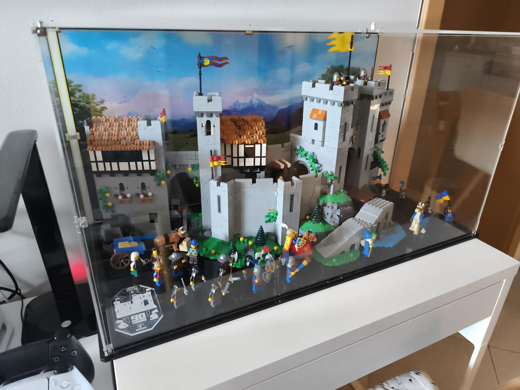 Display Case for LEGO® Lion Knights' Castle (10305)