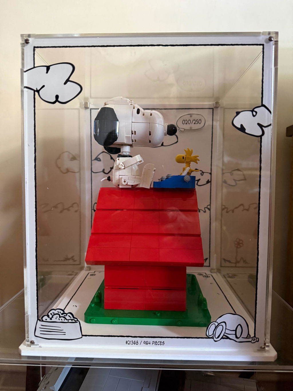 Limited Edition Display Case for LEGO® Ideas: Peanuts: Snoopy's Doghouse (21368)