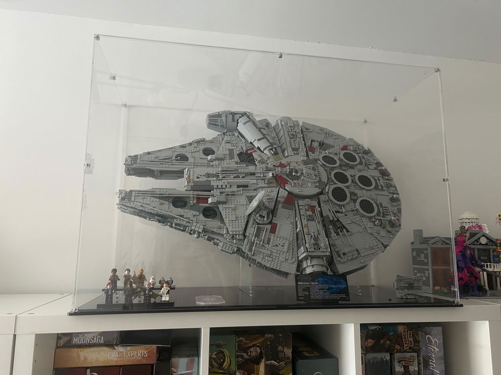 Display Case for LEGO® Star Wars™ UCS Millennium Falcon (75192)