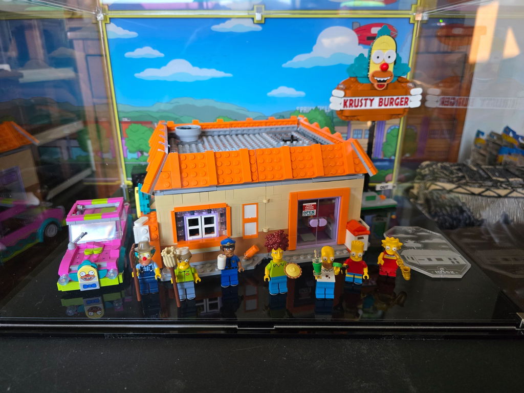 Display Case for LEGO® The Simpsons™: Krusty Burger (10352)
