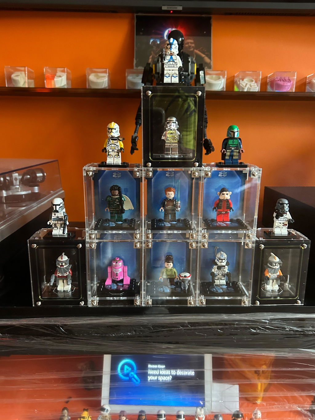 Modular Display Case for LEGO® Minifigure