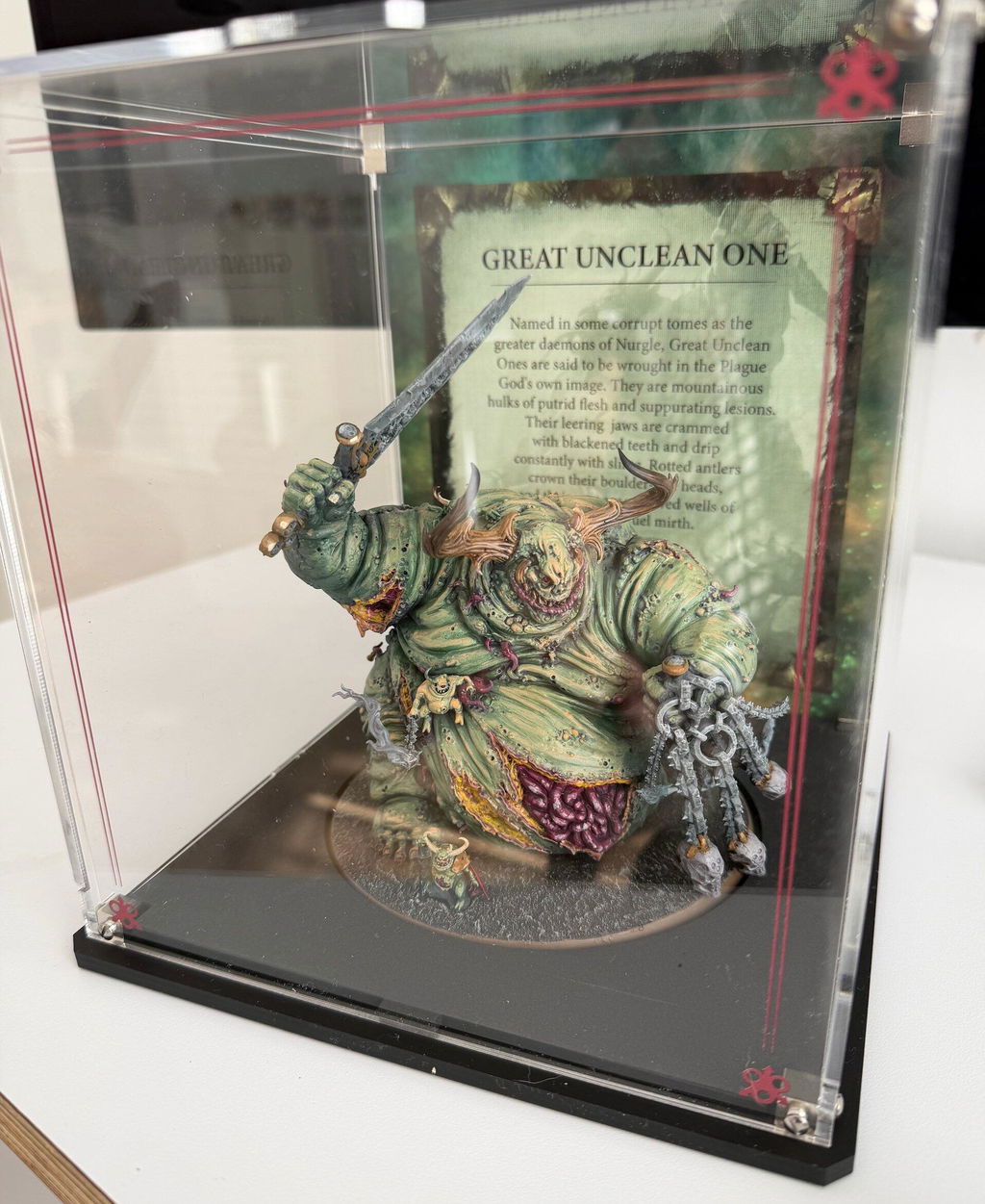 Limited Edition Display Case for Warhammer® 40,000 Great Unclean One