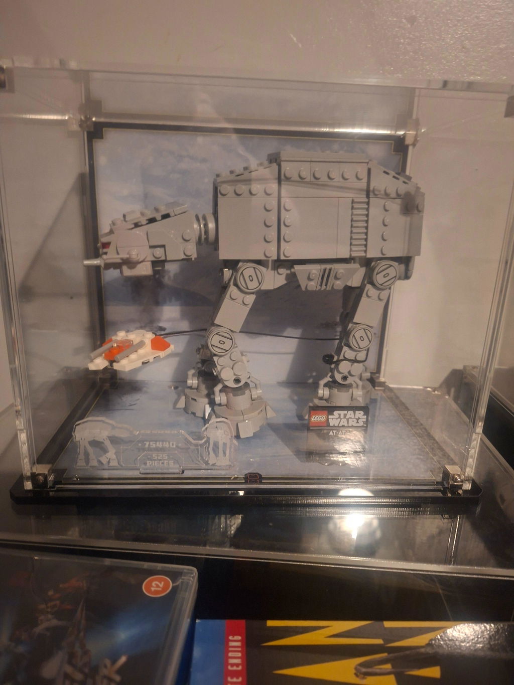 Display Case for LEGO® Star Wars: AT-AT™ (75440)