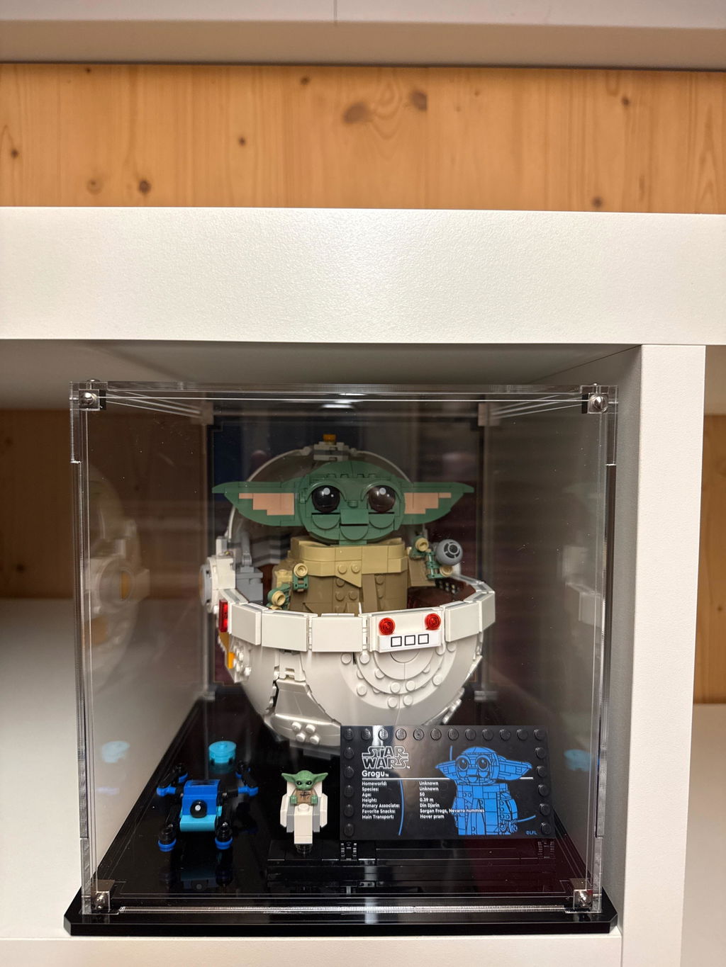 Display Case for LEGO® Star Wars: Grogu with Hover Pram (75403)
