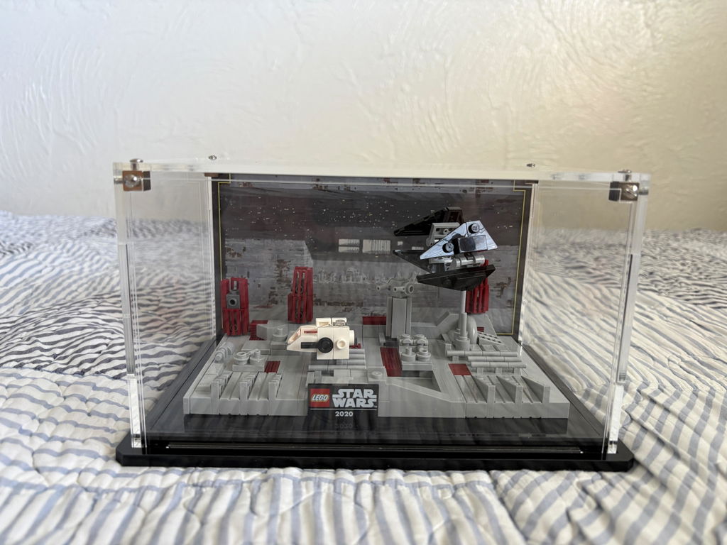 Display Case for LEGO® Star Wars™ Death Star II Battle (40407)