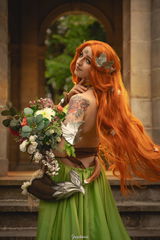 Phoeniixiia review photo