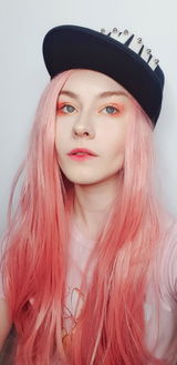 Phoebe E. review photo