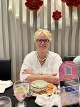 Elaine Collier review photo