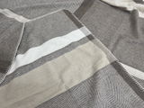 M. review photo