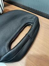 A.G. review photo