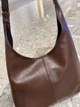 E.G. review photo