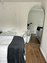 Naomi Goodley review photo