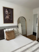Pippa Sheerin review photo