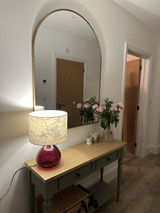 Harriet Bowyer review photo