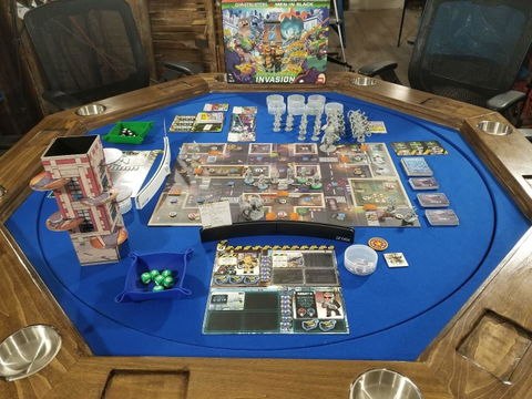 Spinning Center Game Table