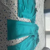 u**0 review photo