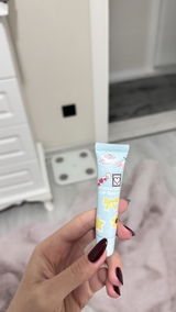 Anonim review photo