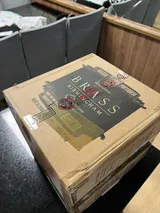 H***s review photo