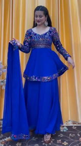 Aysha Makhija review photo